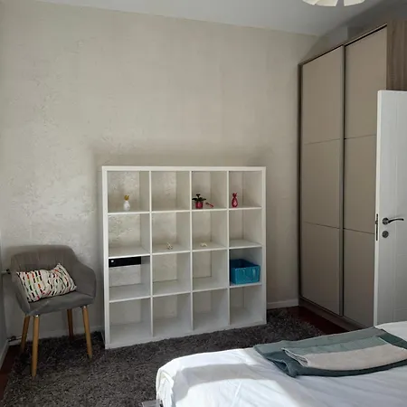 Elegance Ndk 3bdr Apartamento