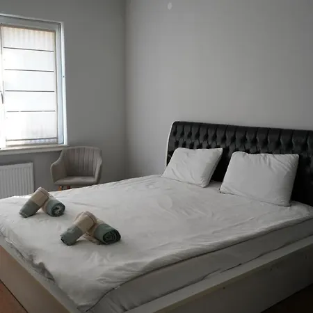 Elegance Ndk 3bdr Apartmán *