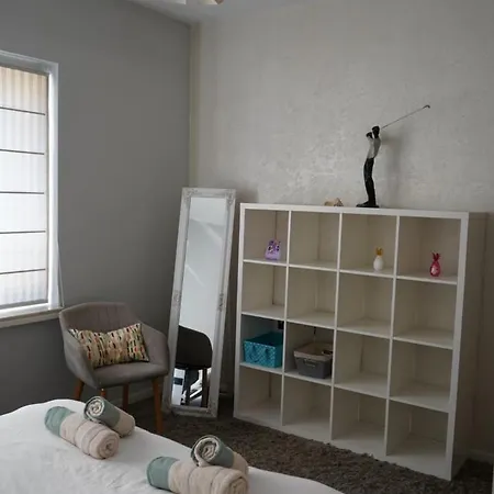 Elegance Ndk 3bdr Apartmán *
