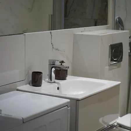 Elegance Ndk 3bdr Apartmán *